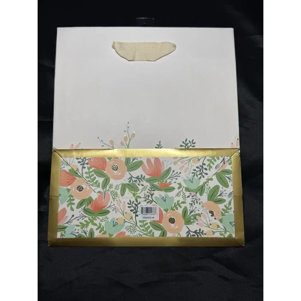 New Rifle Paper Co Wildflower Lot Of 5 1-Large 2-Medium 2-Small Flower Gift Bags